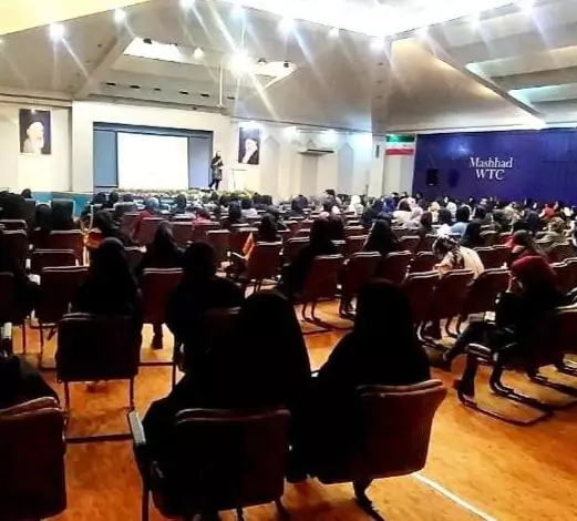 photo-5771845033010514486-y-min-68943bb5e362e